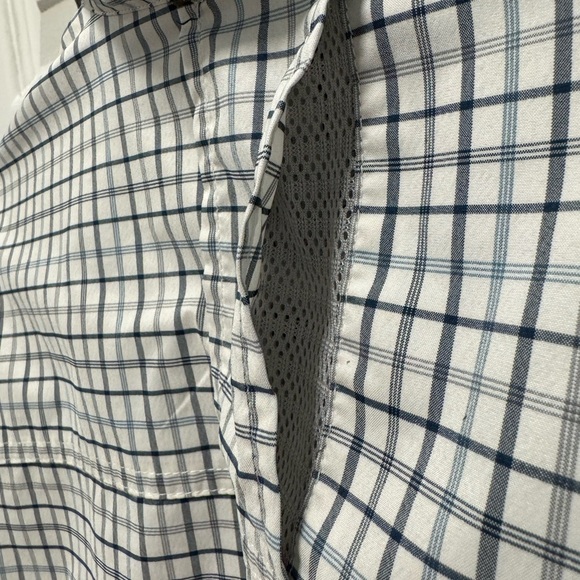 REI Vented Fly Fishing Hiking Long Sleeve Button‎ Down Shirt - Mens medium - Picture 9 of 9